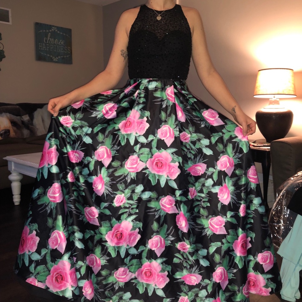 PROM DRESS (WORN ONCE)